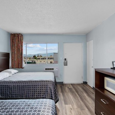Holiday Lodge Wenatchee Exterior foto
